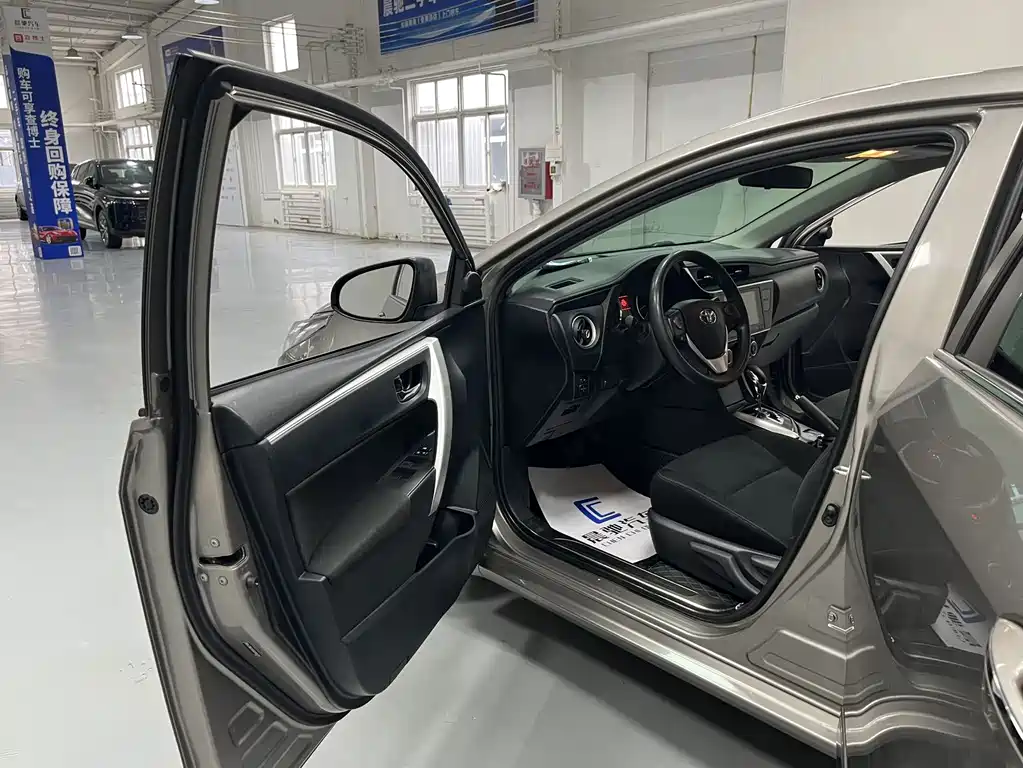 Toyota Corolla — миниатюра 11