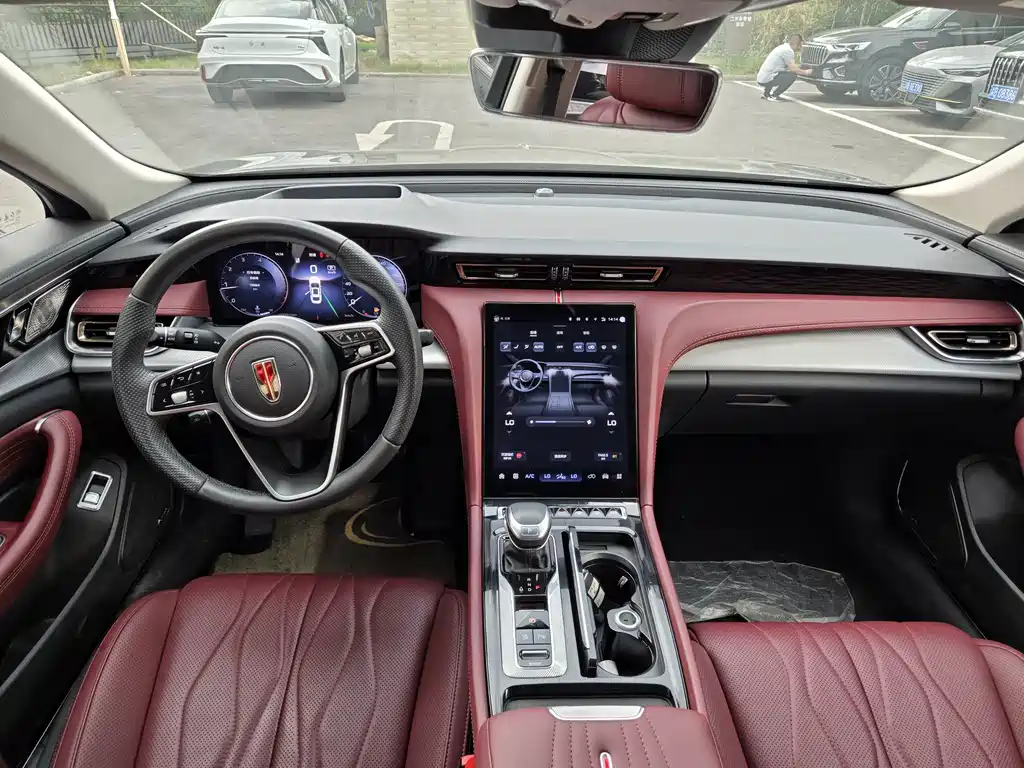 Hongqi Hongqi H5 — миниатюра 7