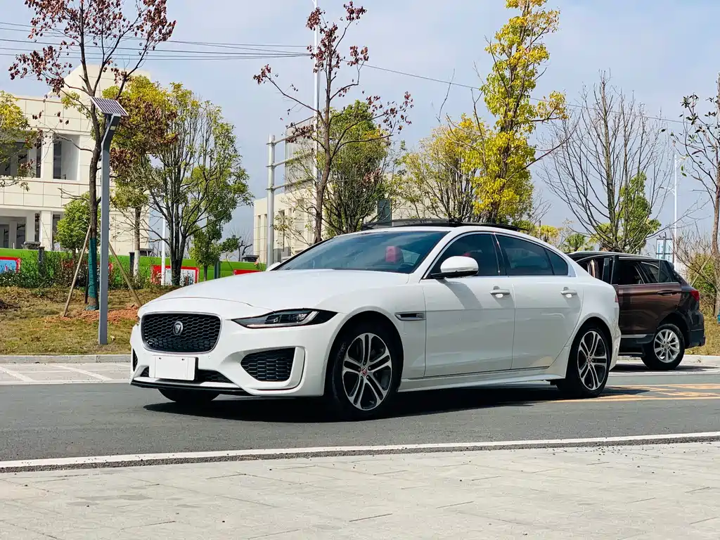 Jaguar XEL 2022
