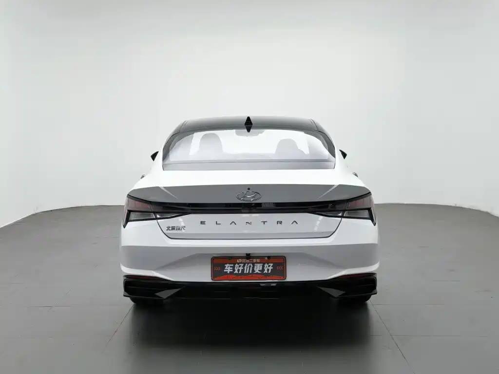Hyundai Elantra — миниатюра 4