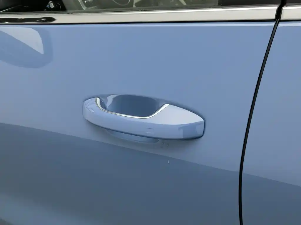 Li Auto Li ONE — миниатюра 18