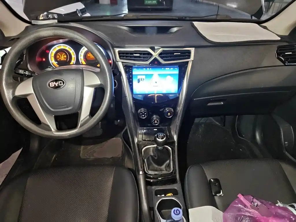BYD F3 — миниатюра 5
