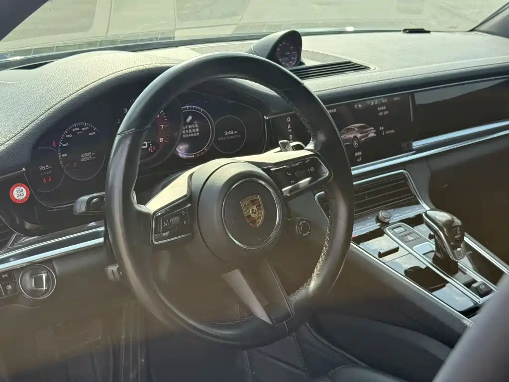 Porsche Panamera — миниатюра 14