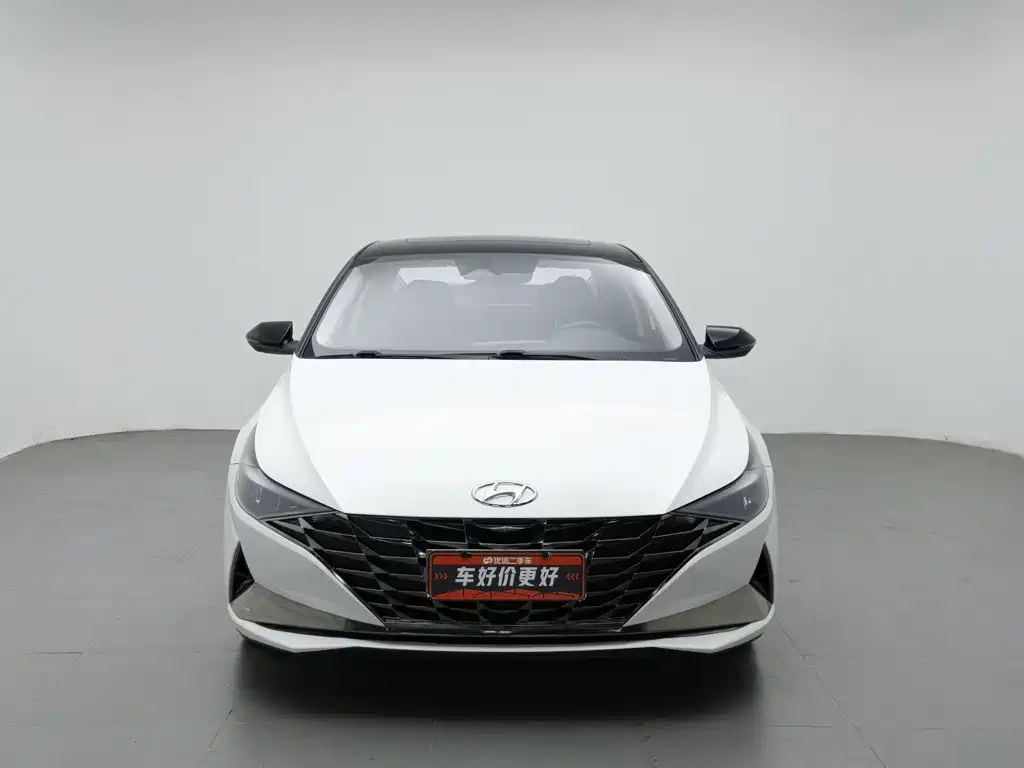 Hyundai Elantra — миниатюра 3