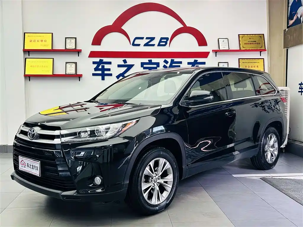 Toyota Highlander 2018 2.0T Elite 7 мест V