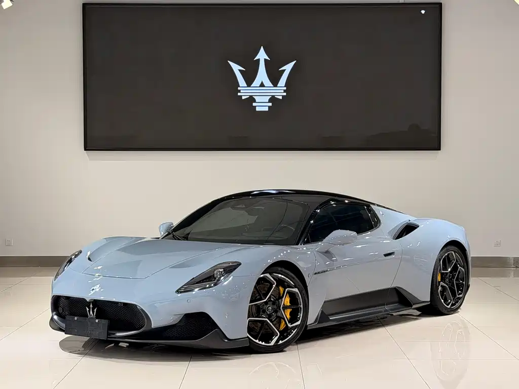 Maserati MC20 2023