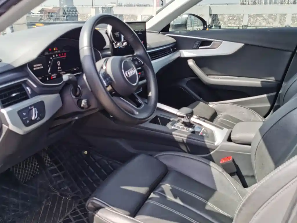 Audi A4L 40 TFSI Fashion Dynamic Type, фото 4