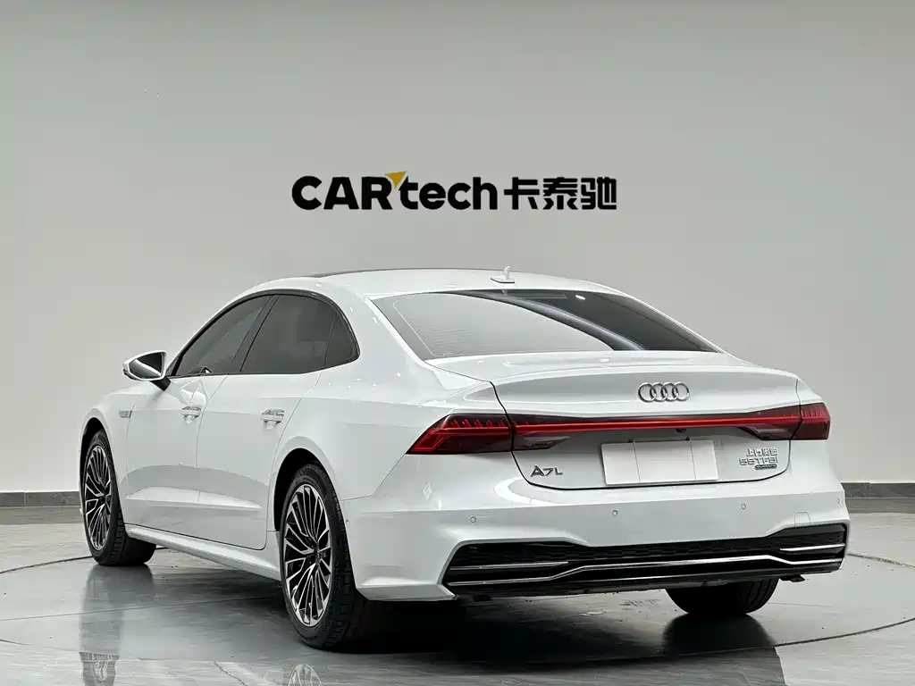 Audi A7L 2022 45 TFSI quattro S-line