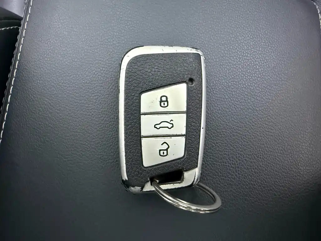 Volkswagen Passat — миниатюра 21