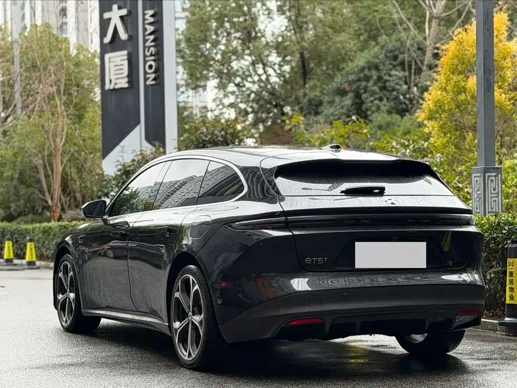 NIO NIO ET5T