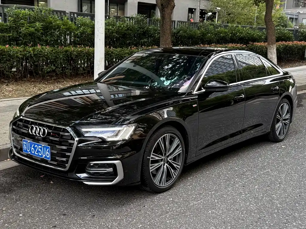 Audi A6L 2023 — фото 1