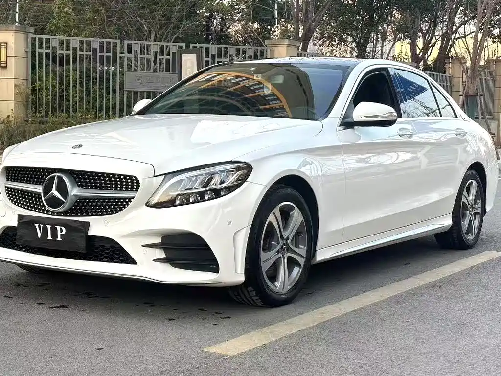 Mercedes-Benz C-Class 2020