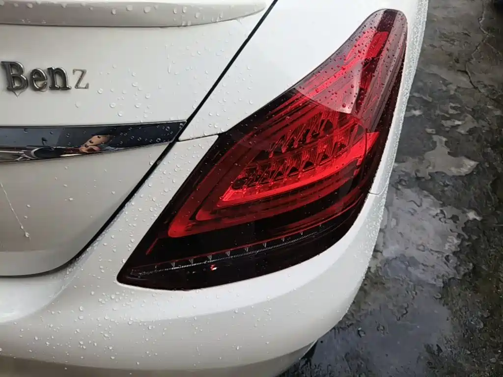 Mercedes-Benz C-Class — миниатюра 8