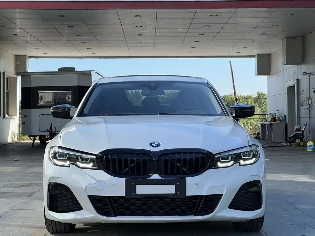 BMW 3 Series — миниатюра 3