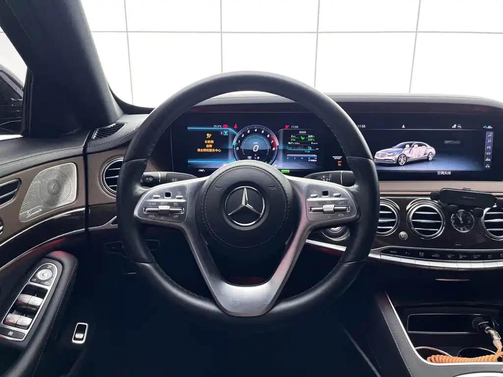 Mercedes-Benz S-Class — миниатюра 7