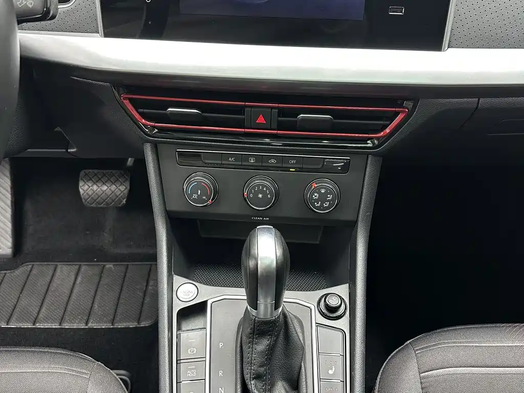 Volkswagen Lavida — миниатюра 18