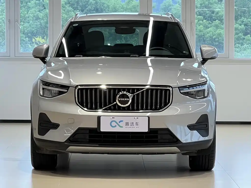 Volvo XC40 — миниатюра 2