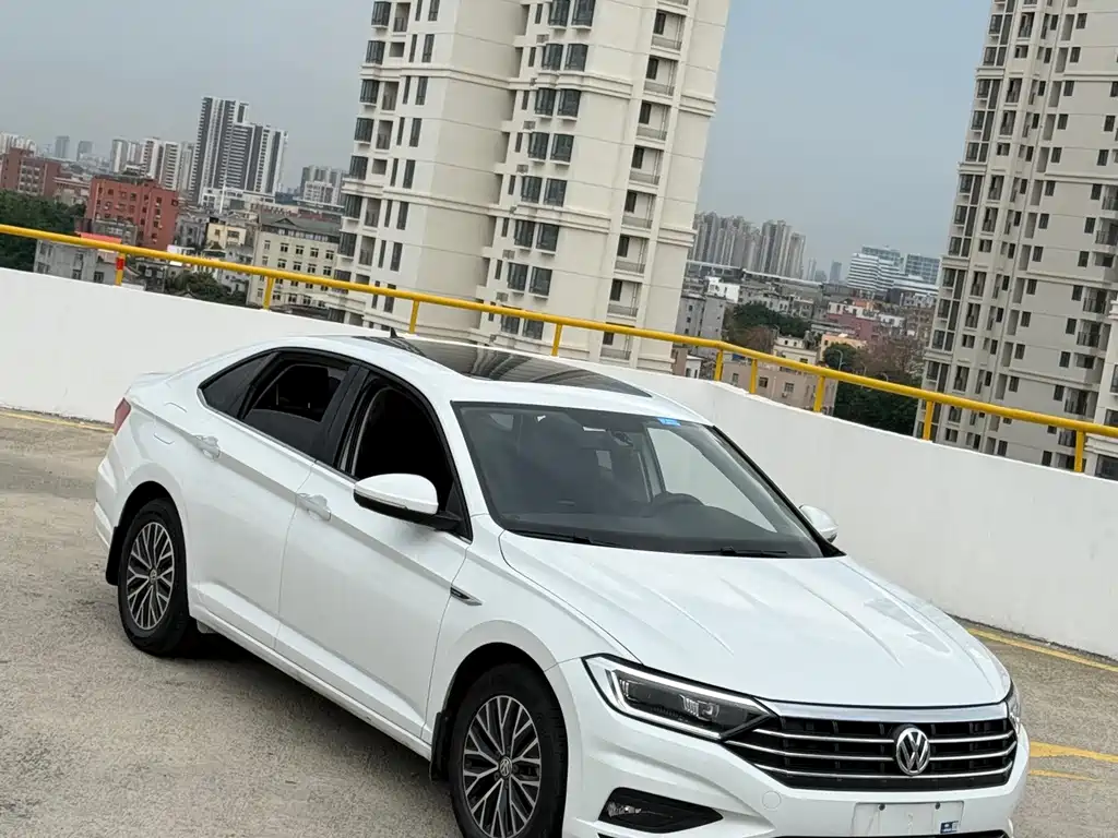 Volkswagen Sagitar — миниатюра 3