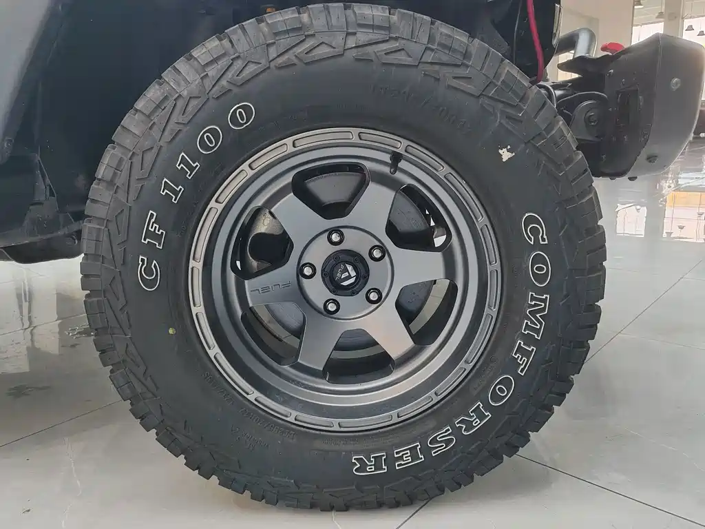 Jeep Wrangler — миниатюра 26