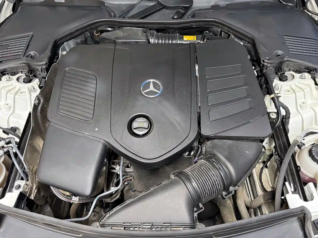 Mercedes-Benz C-Class — миниатюра 7
