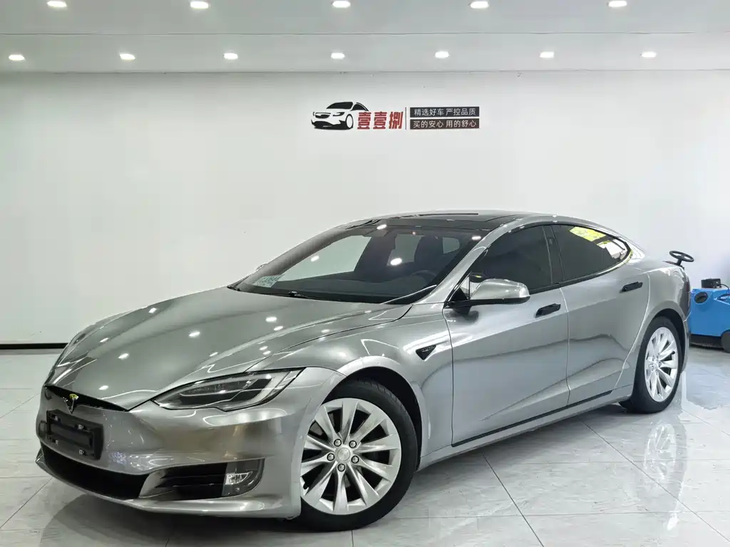 Tesla Model S 2019