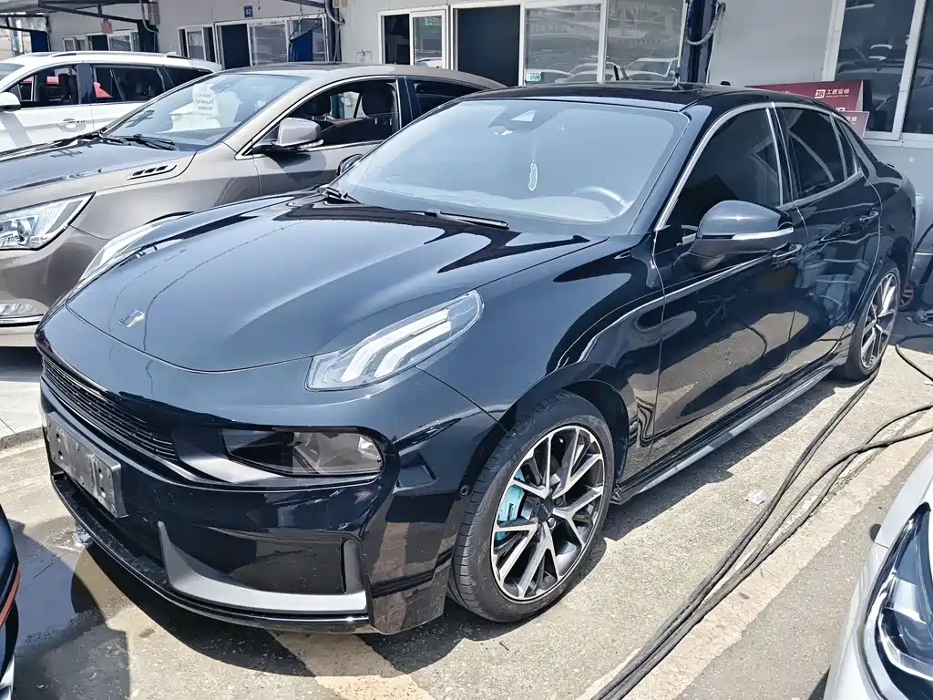 Lynk & Co 03 2019