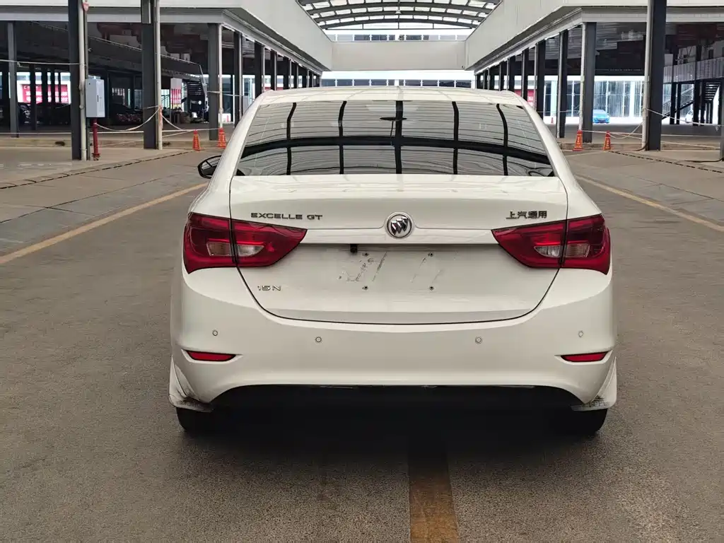 Buick Excelle — миниатюра 5