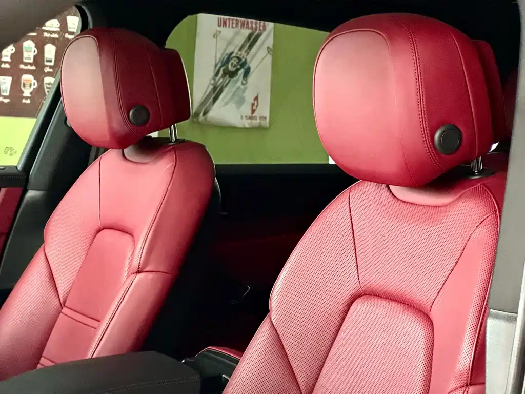 Porsche Cayenne — миниатюра 17