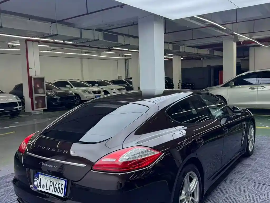 Porsche Panamera — миниатюра 4