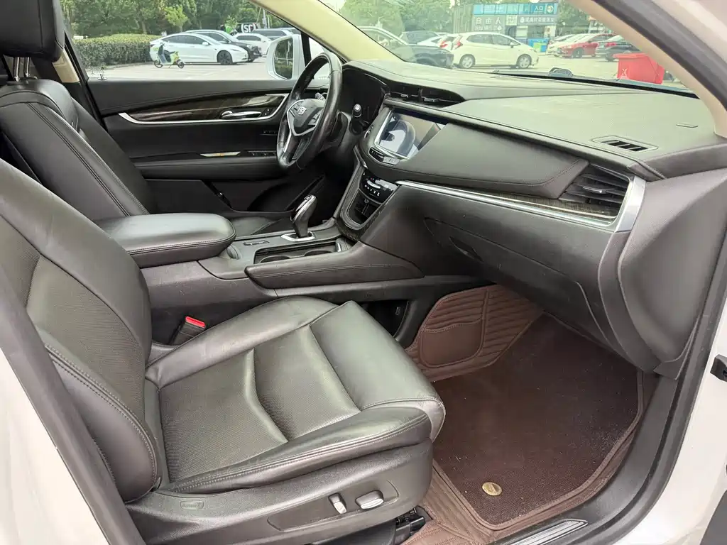 Cadillac XT5 — миниатюра 14