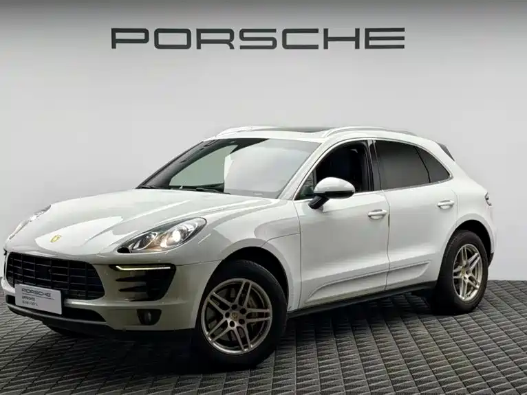 Porsche Macan 2015