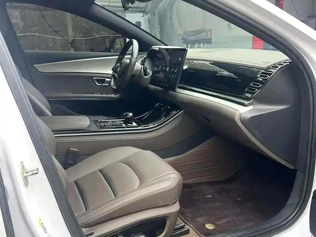 BYD Han — миниатюра 4
