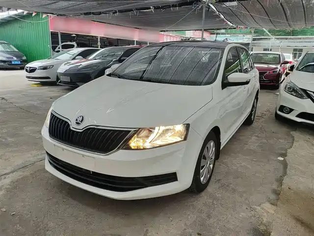 SKODA XINDONG