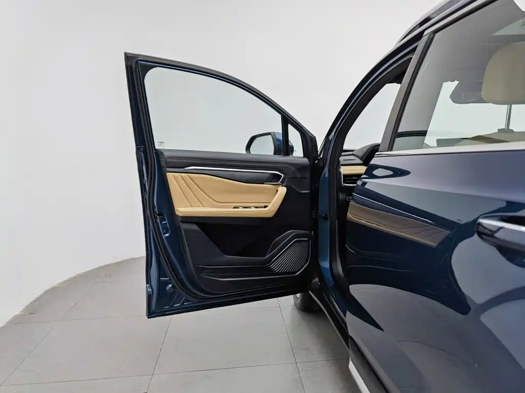 Geely Haoyue L — миниатюра 8