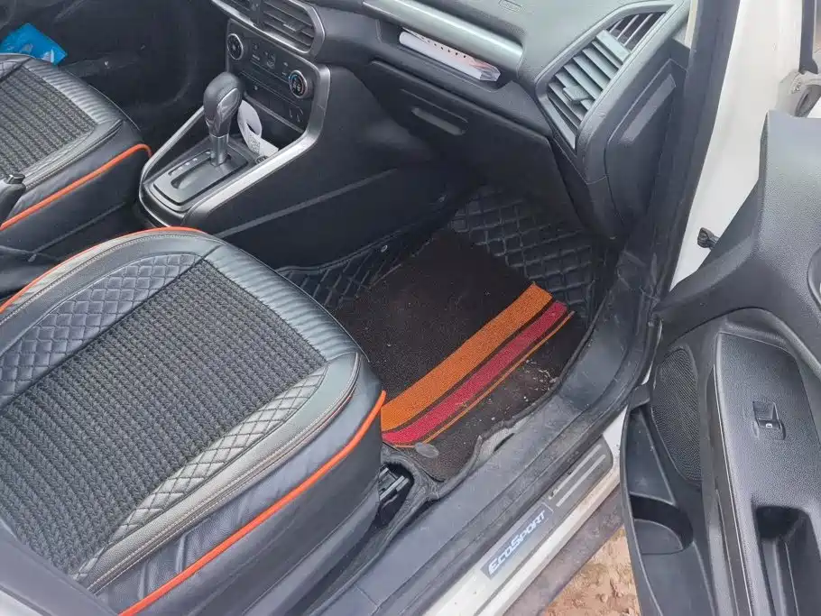 Ford Ecosport — миниатюра 8