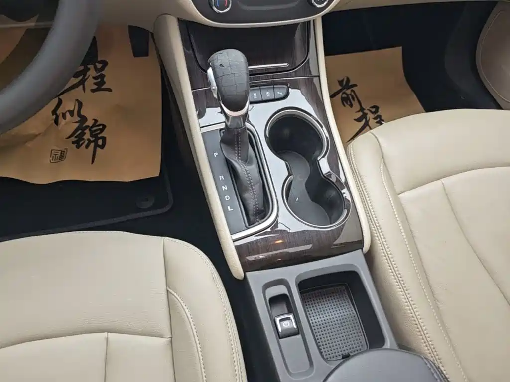 Buick Verano — миниатюра 14