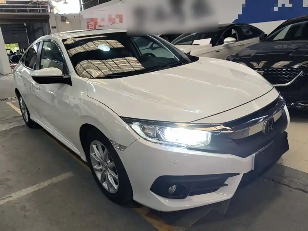 Honda Civic — миниатюра 4