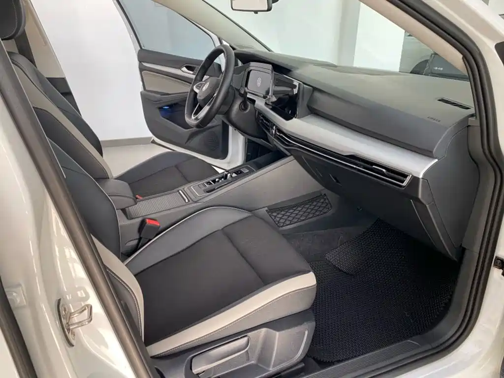 Volkswagen Golf — миниатюра 15