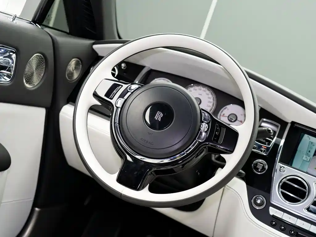 Rolls-Royce Wraith — миниатюра 15