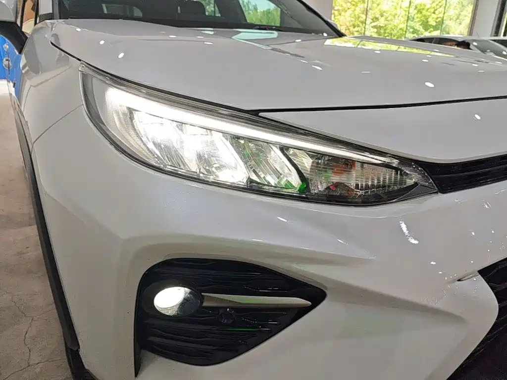 Toyota Wildlander — миниатюра 8