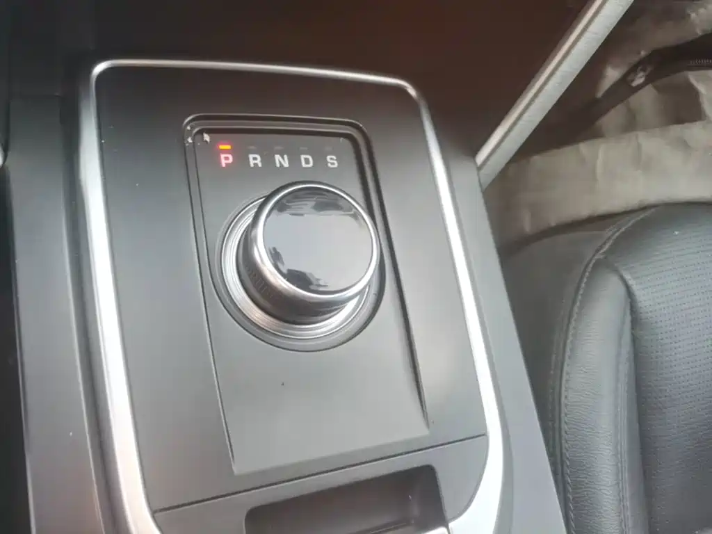 Land Rover Discovery Sport — миниатюра 14