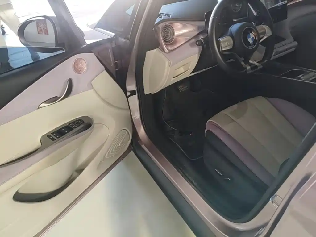 BYD Dolphin — миниатюра 16