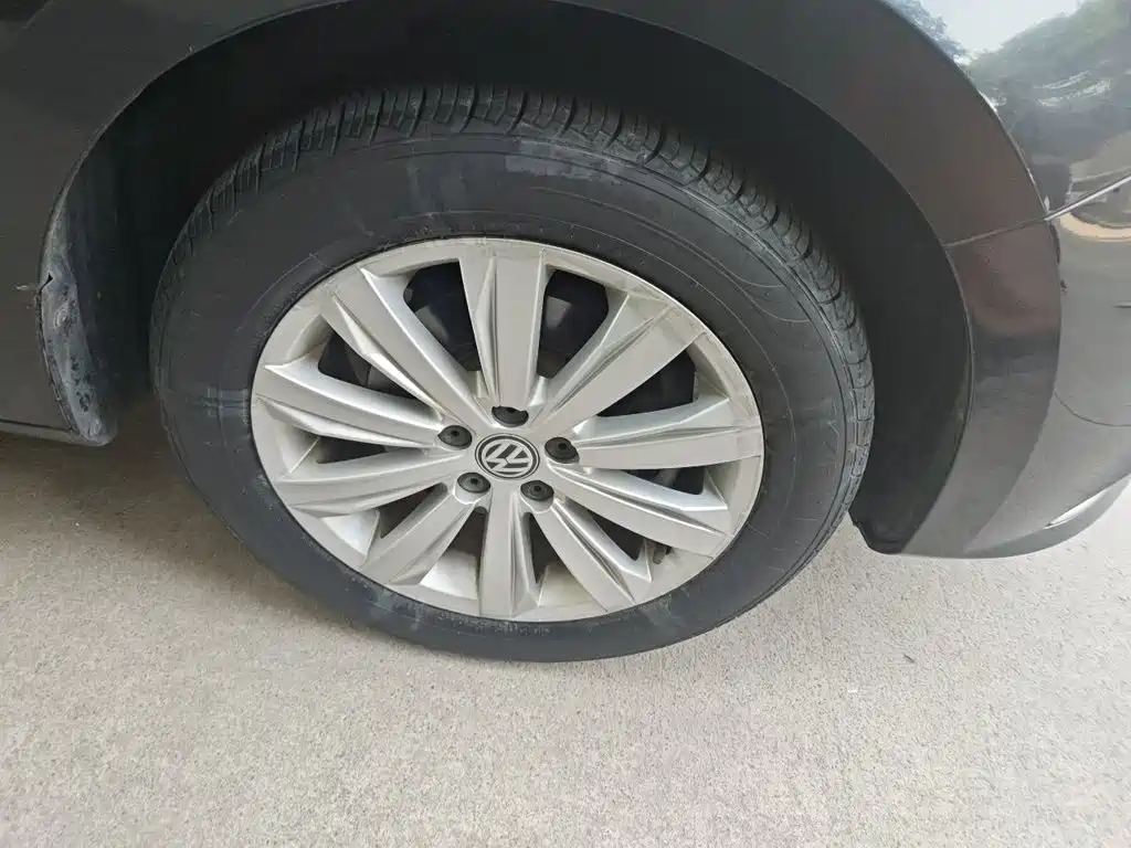 Volkswagen Bora — миниатюра 24