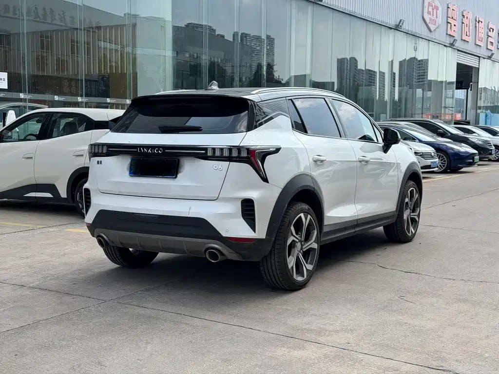 Lynk & Co 06 — миниатюра 9