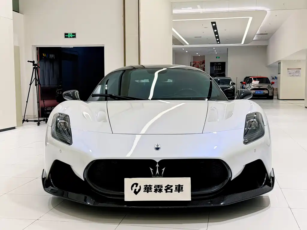 Maserati MC20 — миниатюра 4