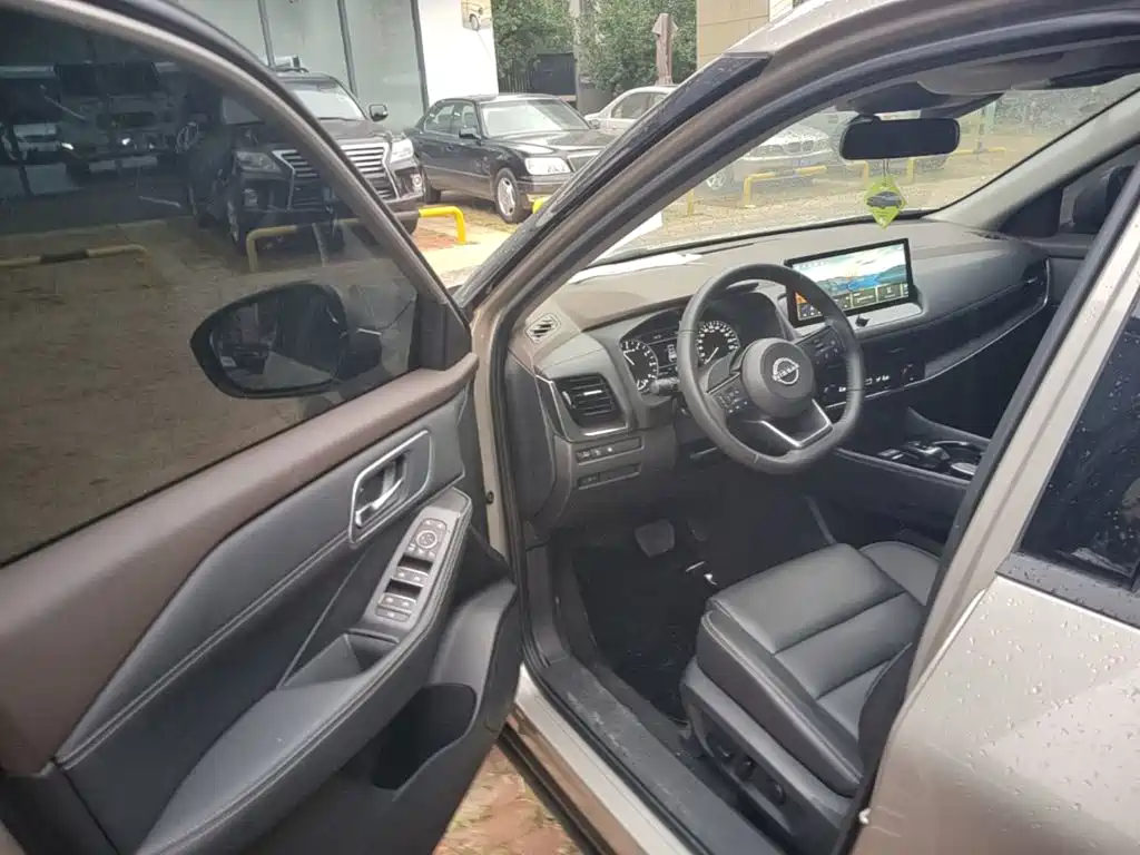 Nissan X-Trail — миниатюра 16