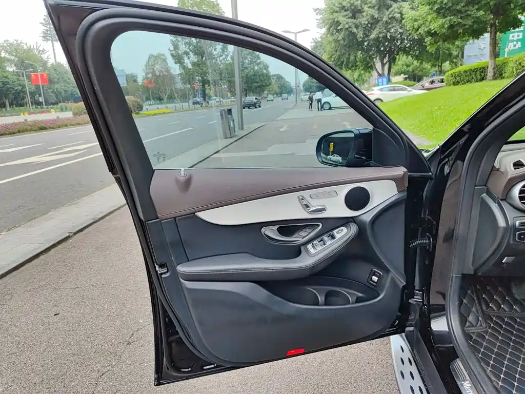 Mercedes-Benz GLC — миниатюра 6