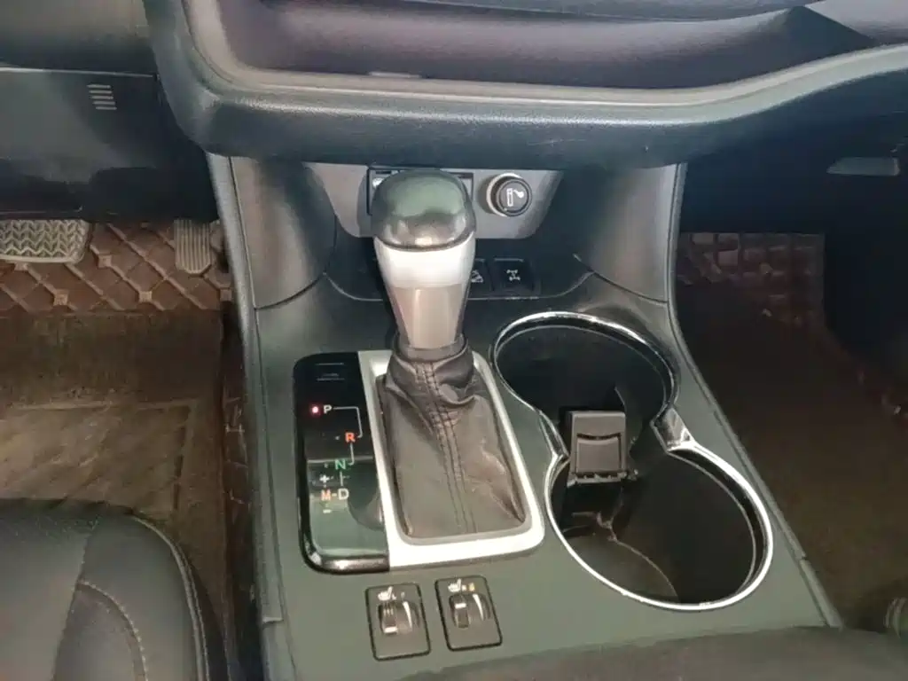 Toyota Highlander — миниатюра 14