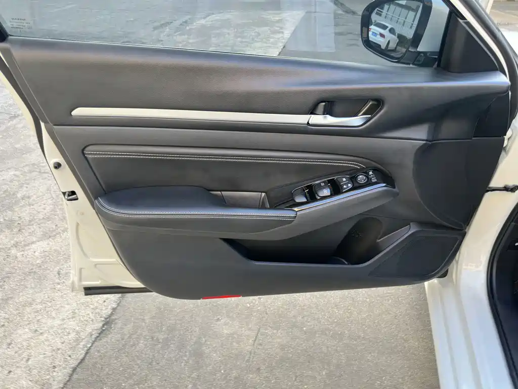Nissan Teana — миниатюра 23