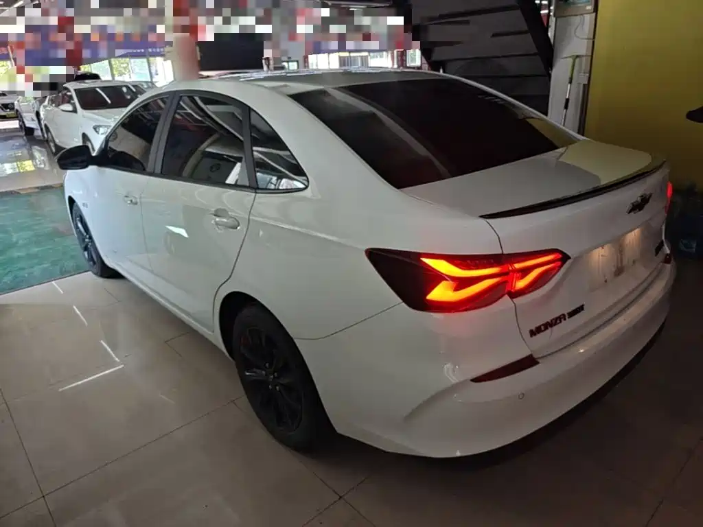 Chevrolet Monza — миниатюра 5